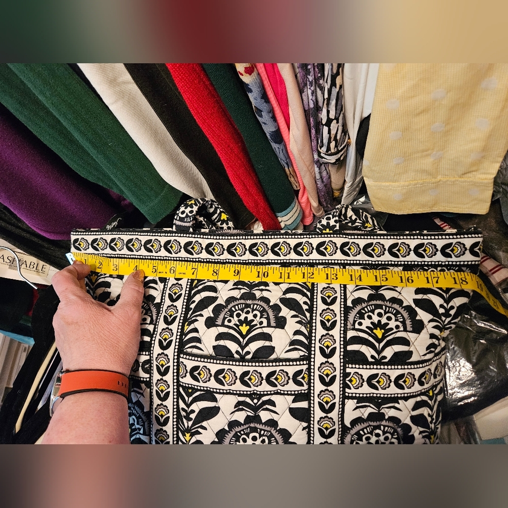 #007- VERA BRADLEY- Black, Yellow, and White Tote Bag - Picture 9 of 16